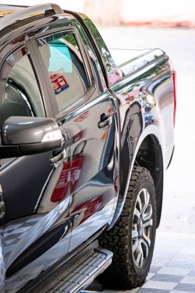Lustrage et traitement céramique d'un Ford Ranger à Chassieu proche de Lyon