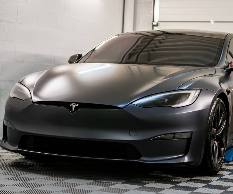 Tesla Model S Plaid avec PPF finition mate