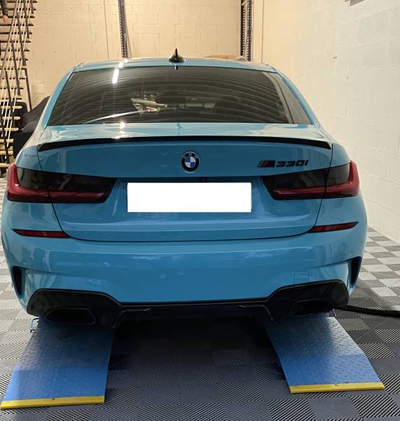 Covering complet BMW 330i G20 Bleu Miami à Fleurieu-sur-Saône