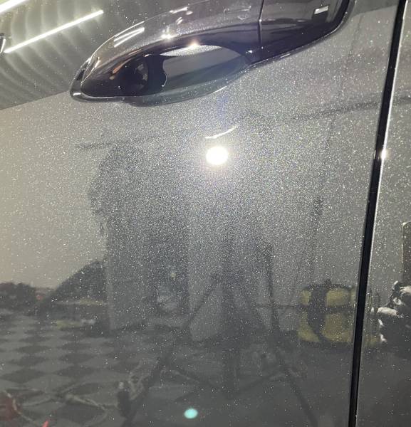 Lustrage et traitement céramique complet sur un Audi Q3 de Rillieux-la-Pape