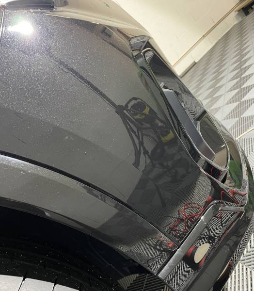 Lustrage et traitement céramique complet sur un Audi Q3 de Rillieux-la-Pape