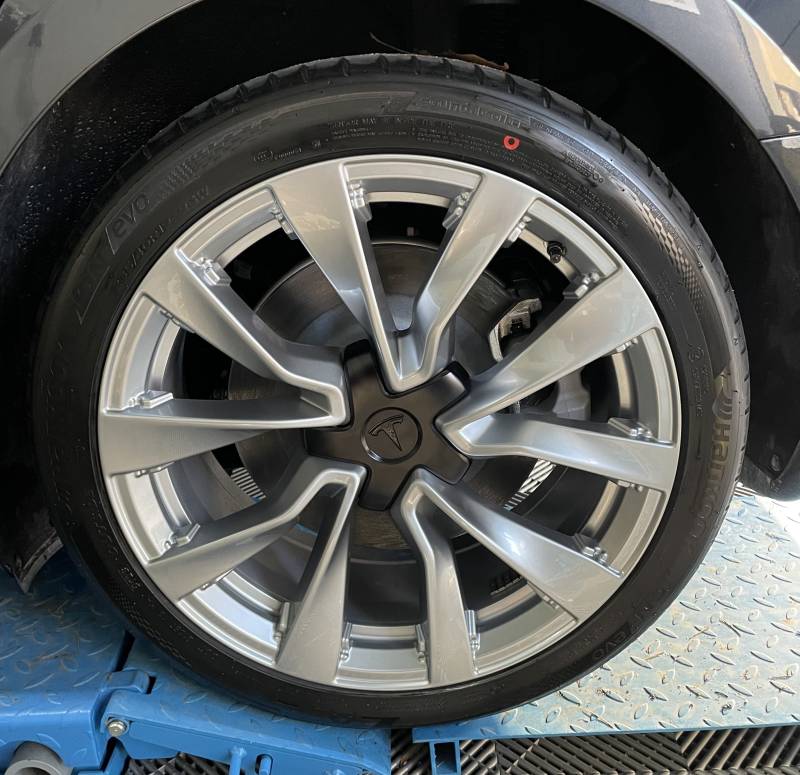 Traitement céramique complet sur une Tesla Model 3 2024 à Lyon