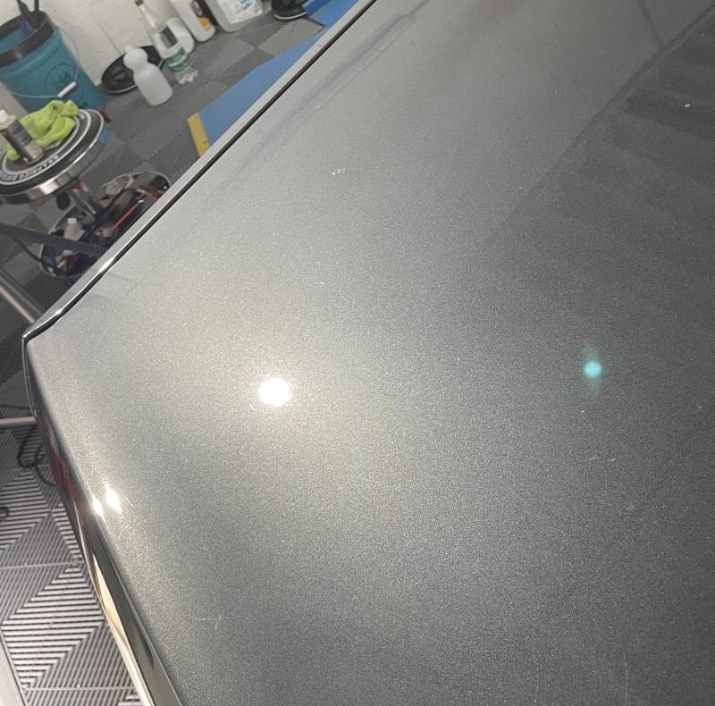 Spécialiste du polissage et lustrage de la carrosserie sur Lyon BMW 735i E32