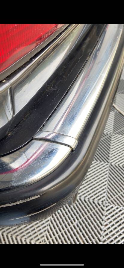 Spécialiste du polissage et lustrage de la carrosserie sur Lyon BMW 735i E32