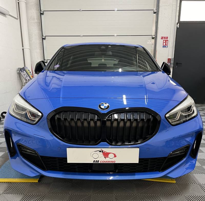 Polissage et traitement céramique d'une BMW serie 1 à Lyon