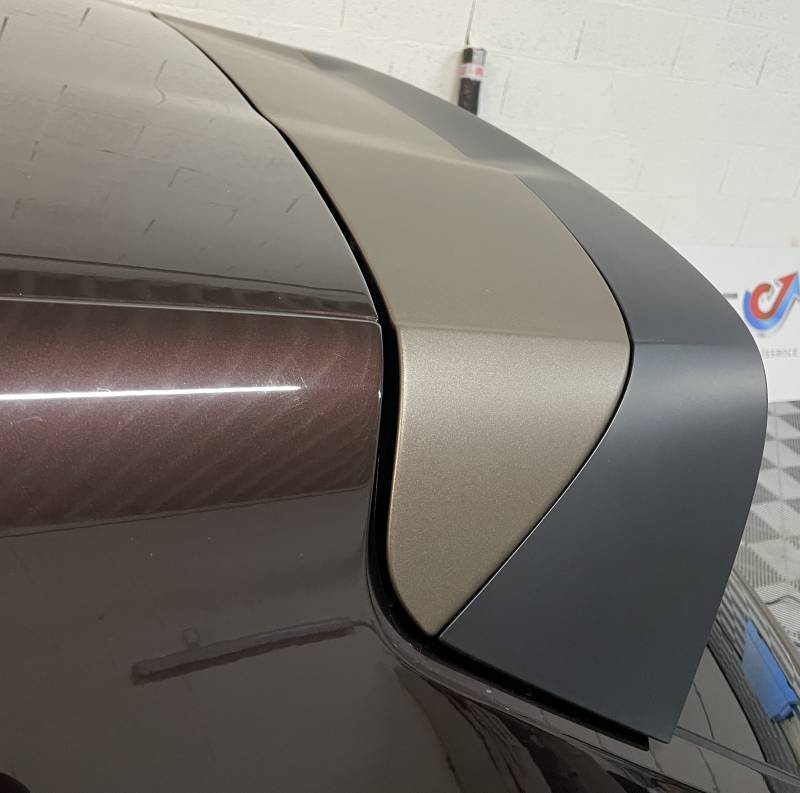 Covering complet Porsche Cayenne S en marron mat métallisé à Lyon