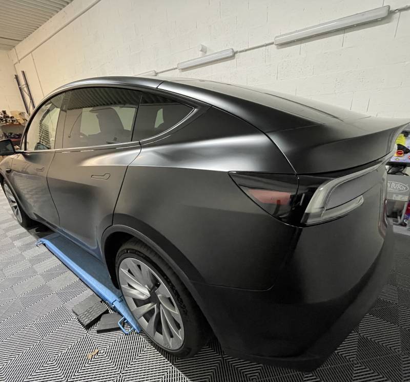 PPF Intégral Satiné Tesla Model Y Juniper à Lyon