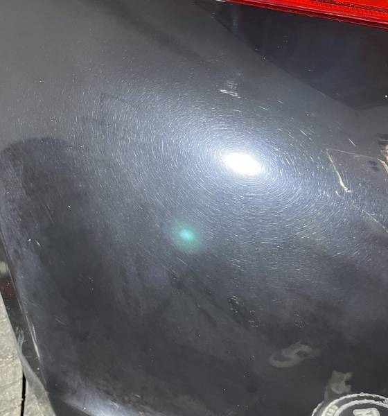 Lustrage et traitement céramique d'un Porsche Cayman S à Lyon