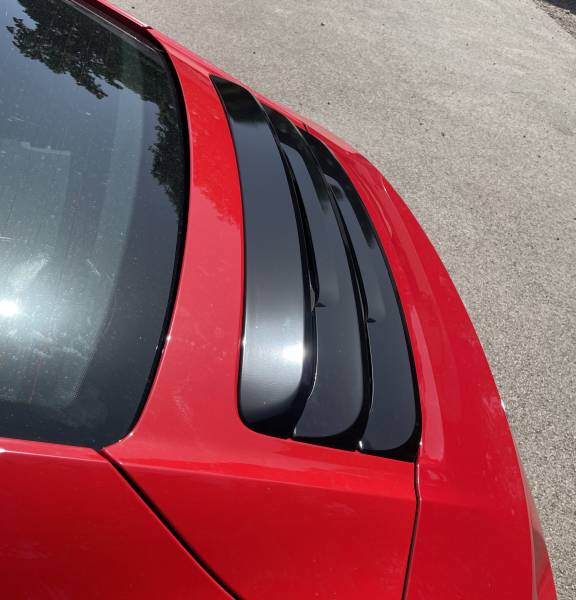 Covering Porsche 911 (991) à Lyon : Grille arrière en brillant style GTS