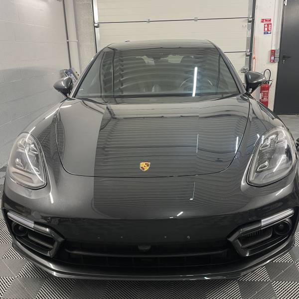 Résultat final après pose d’un PPF intégral sur Porsche Panamera Turismo – AM Covering Fleurieu-sur-Saône
