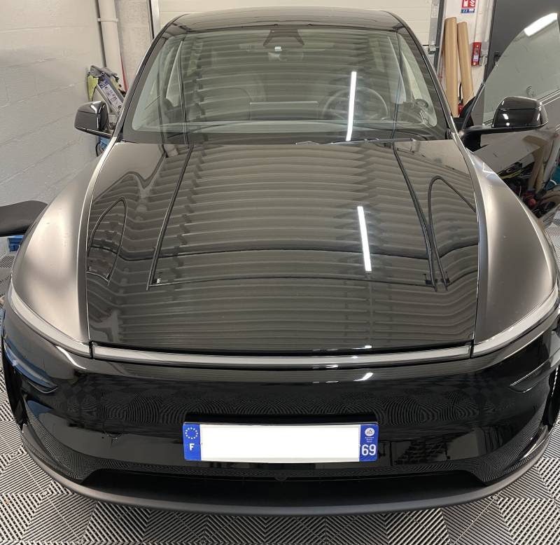 PPF Intégral Satiné Tesla Model Y Juniper à Lyon